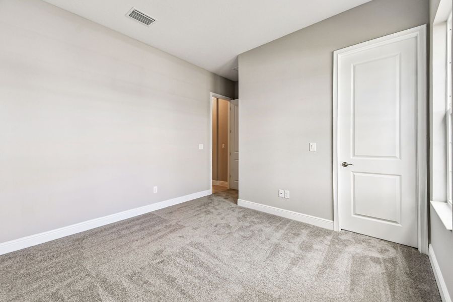 Spacious, unfurnished interior of a new home in River Preserve Estates, Parrish (Image 23).