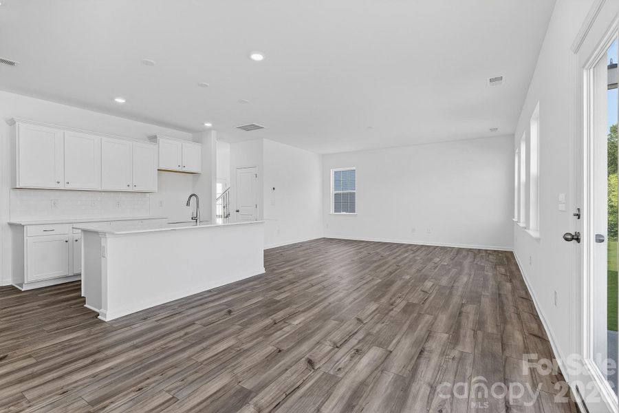 Spacious, unfurnished interior of a new home in Shannon Woods, Maiden (Image 25). Spacious, unfurnished interior of a new home in Shannon Woods, Maiden (Image 25).