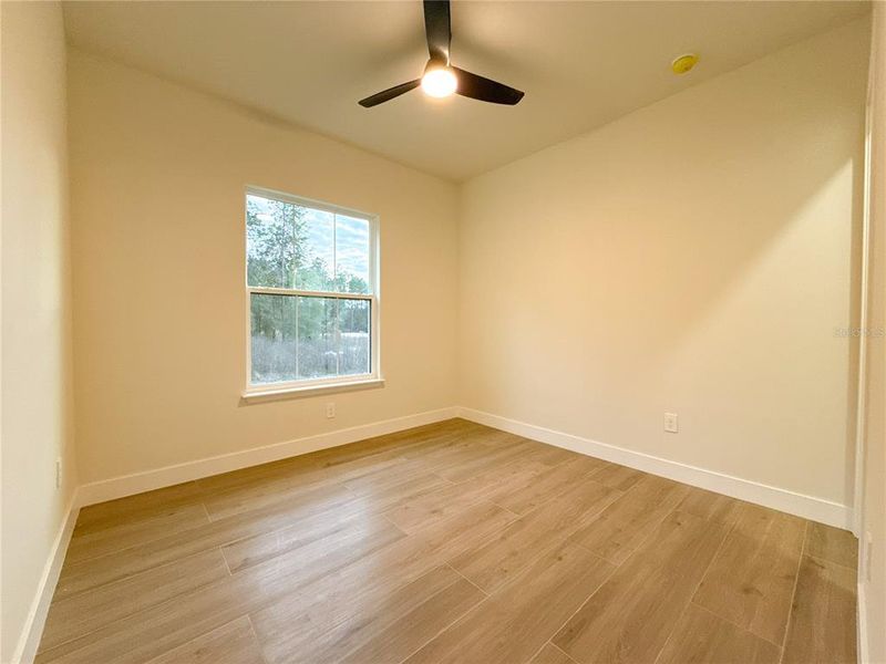 Spacious, unfurnished interior of a new home in , Dunnellon (Image 23).
