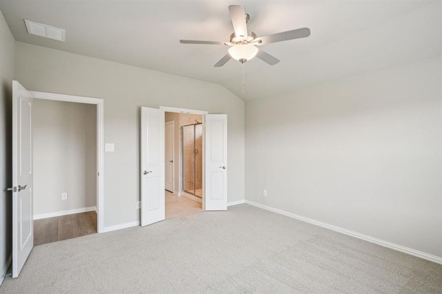 Photo is not of the actual home, but is an inspirational photo of builder’s model home and may depict options, furnishings, and/or decorator features that are not included. Photo is not of the actual home, but is an inspirational photo of builder’s model home and may depict options, furnishings, and/or decorator features that are not included.