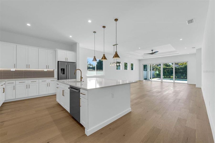 Furnished interior view inside a new home in , Orlando (Image 18).