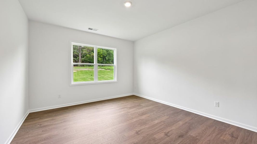 Representative unfurnished interior of a home built from the Bristol by D.R. Horton in The Villas at Martin Farms, Aberdeen (Image 16).
