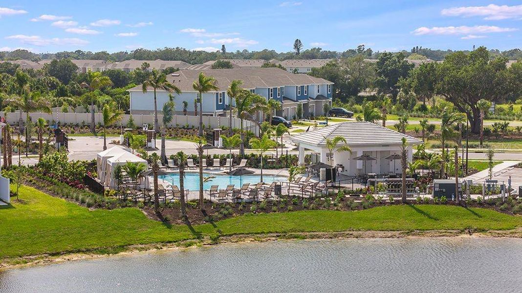 Community amenities in Vinterra Townhomes, Nokomis (Image 16).