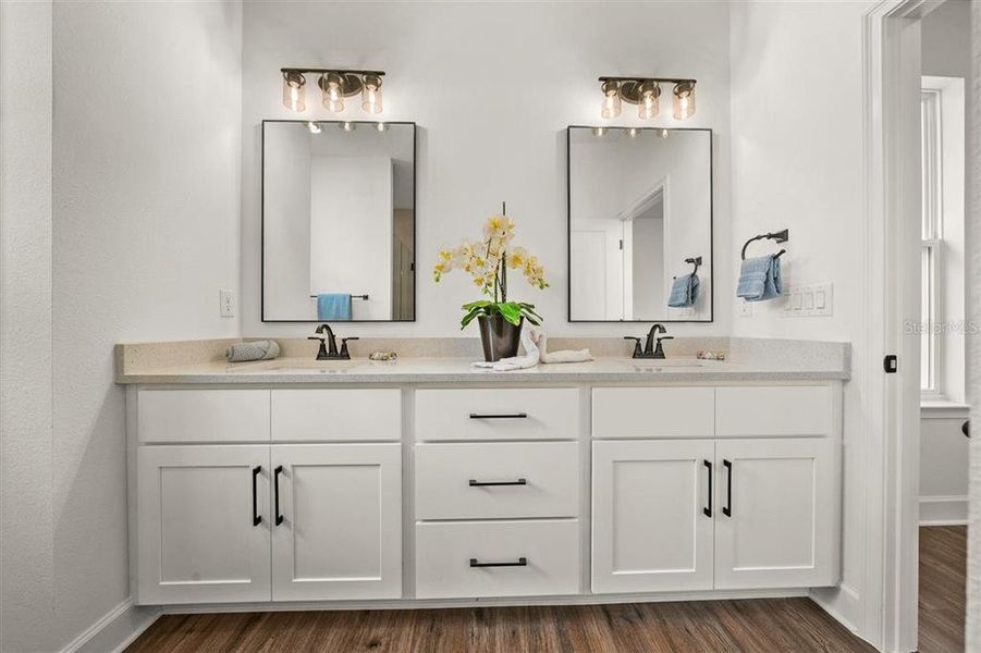 Furnished interior view inside a new home in , Spring Hill (Image 33). Furnished interior view inside a new home in , Spring Hill (Image 33).