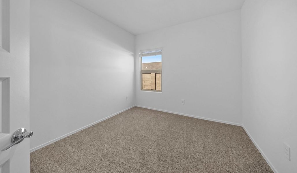 Representative unfurnished interior of a home built from the Lakeway - H40L by D.R. Horton in Sycamore Vista, Vail (Image 26).