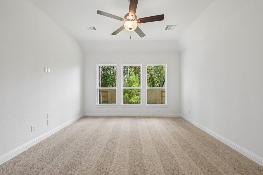 Spacious, unfurnished interior of a new home in Woodhavyn 50', Magnolia (Image 26).