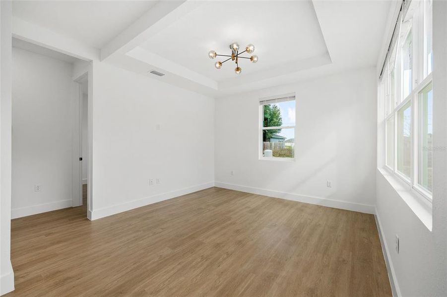 Spacious, unfurnished interior of a new home in , Ocala (Image 22).