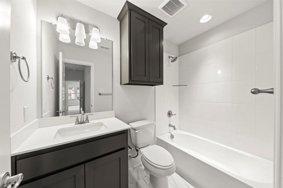 23. 721 Phoenix - 3RD Bath