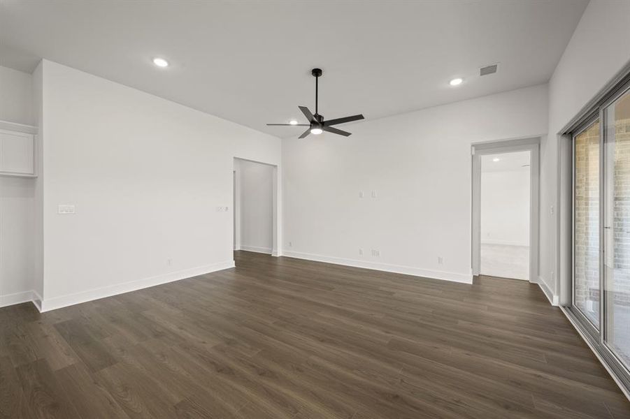 4829 Signal Run- Living Room-9984 4829 Signal Run- Living Room-9984