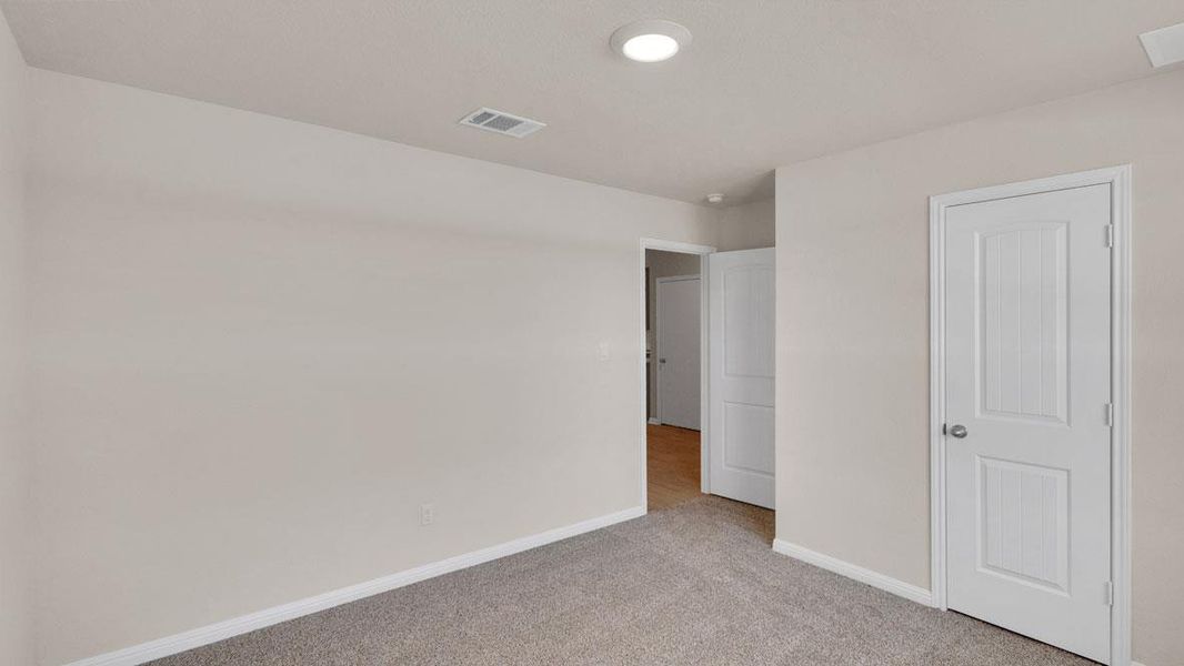 Spacious, unfurnished interior of a new home in Thunder Rock, Marble Falls (Image 16). Spacious, unfurnished interior of a new home in Thunder Rock, Marble Falls (Image 16).