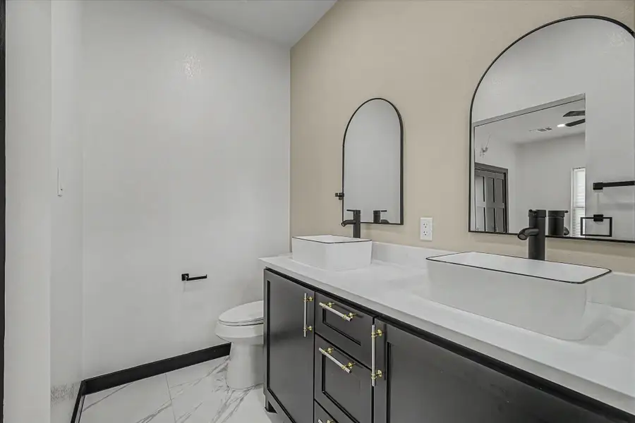 Furnished interior view inside a new home in , Houston (Image 11).
