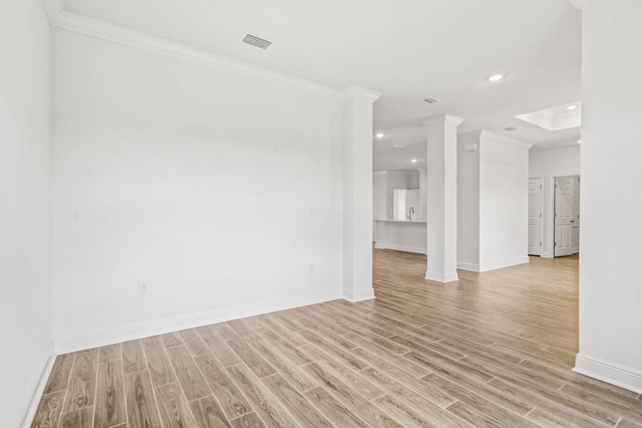 Spacious, unfurnished interior of a new home in Natureview, Freeport (Image 32).