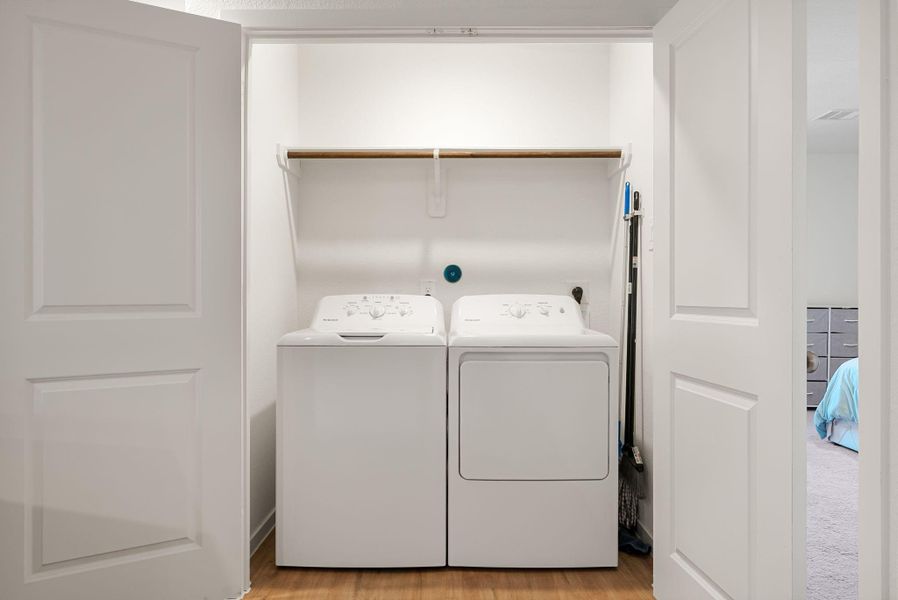 Furnished interior view inside a new home in Ladera Trails, Conroe (Image 11).