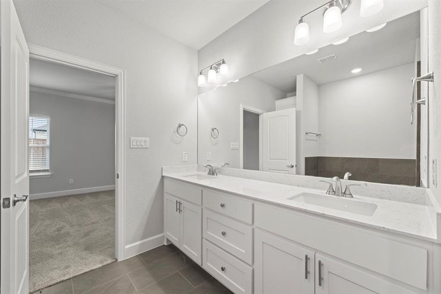 425 Chase - Bath (4)