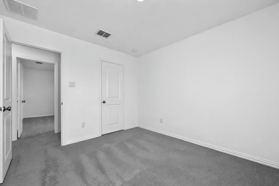 Spacious, unfurnished interior of a new home in River Ridge, Crandall (Image 36).