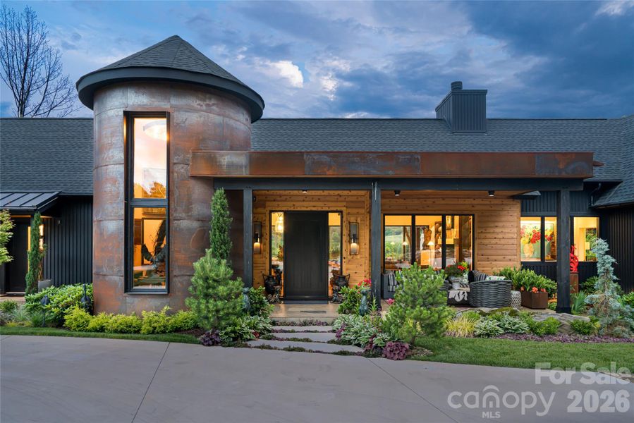 Community amenities in , Fairview (Image 34).