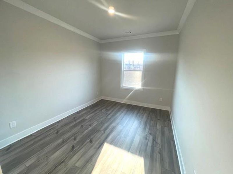 Spacious, unfurnished interior of a new home in Ponderosa Farms Estates, Gainesville (Image 16).