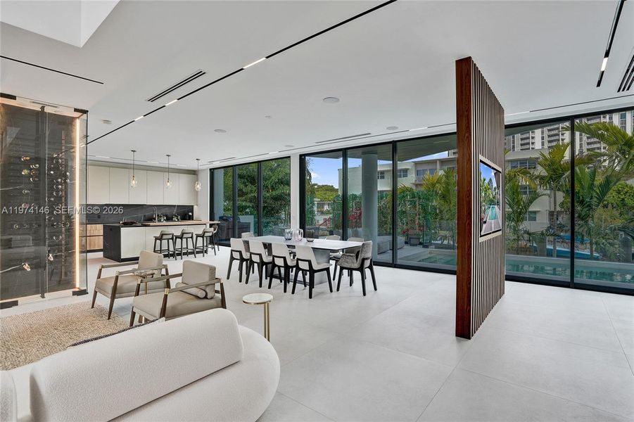 Community amenities in , Miami Shores (Image 62).