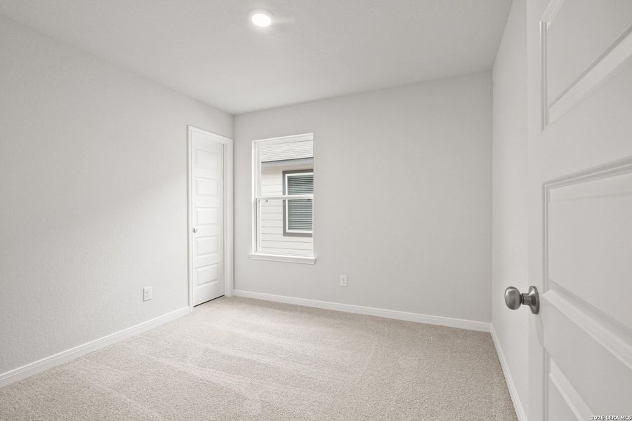 Spacious, unfurnished interior of a new home in Abbott Place, St. Hedwig (Image 25).