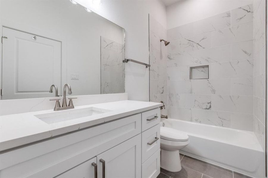 Furnished interior view inside a new home in , Dallas (Image 5).