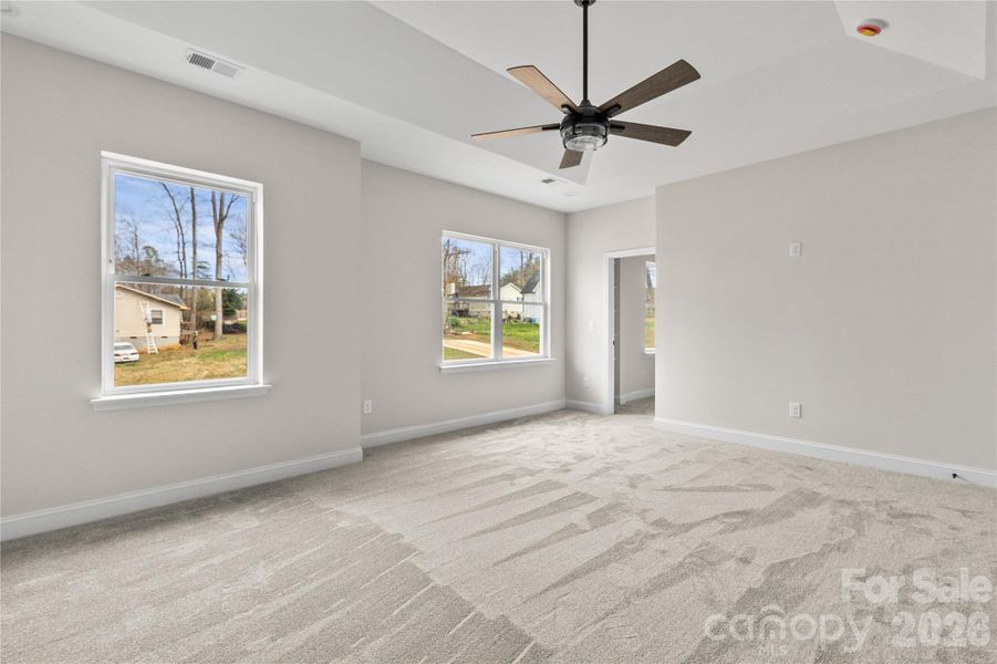 Spacious, unfurnished interior of a new home in , Denver (Image 19).