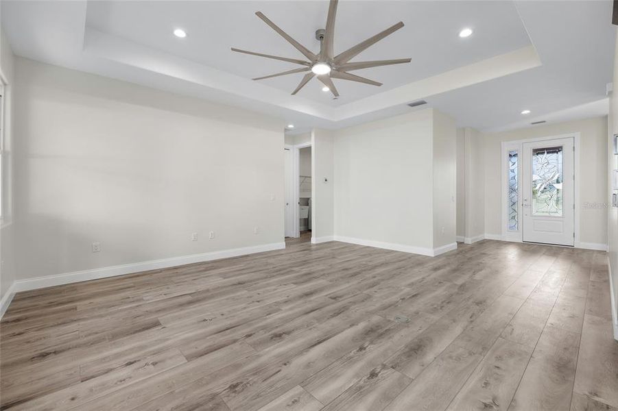 Spacious, unfurnished interior of a new home in , Tavares (Image 15).