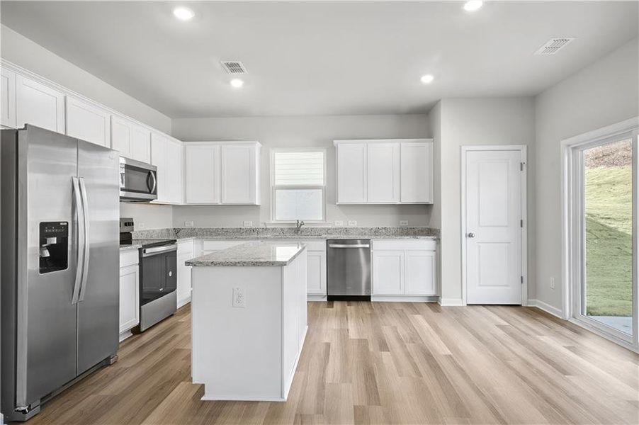 Furnished interior view inside a new home in Avery Ridge, Gainesville (Image 14).