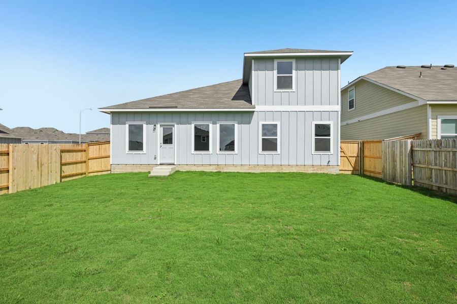 Exterior details and patio area of a home in Edgebrooke, Pflugerville (Image 3).