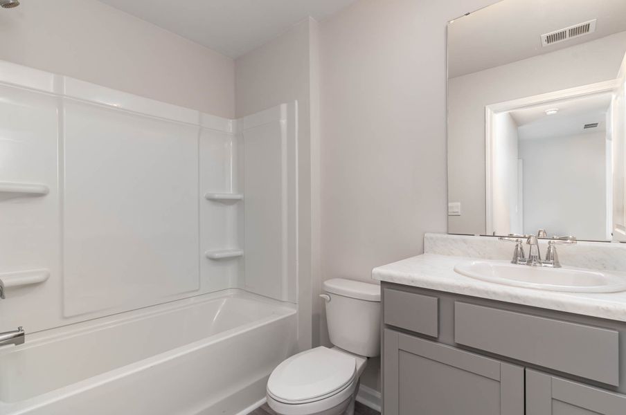 Representative furnished interior of a home built from the Plan by D.R. Horton in Auberon Woods, Conway (Image 4). Representative furnished interior of a home built from the Plan by D.R. Horton in Auberon Woods, Conway (Image 4).