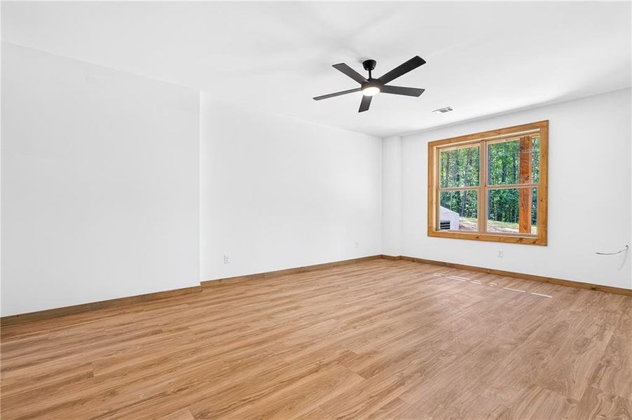 Spacious, unfurnished interior of a new home in , Ellijay (Image 49).