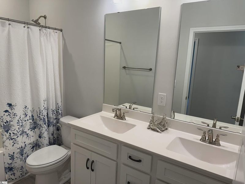 Image 22 of a home in Bracken Woods. Image 22 of a home in Bracken Woods.