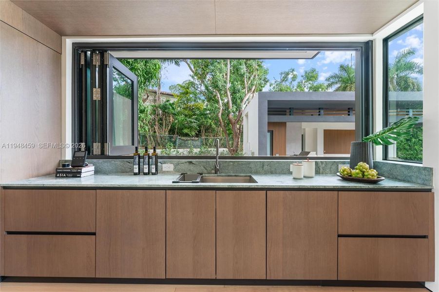 Image 36 of a home in .