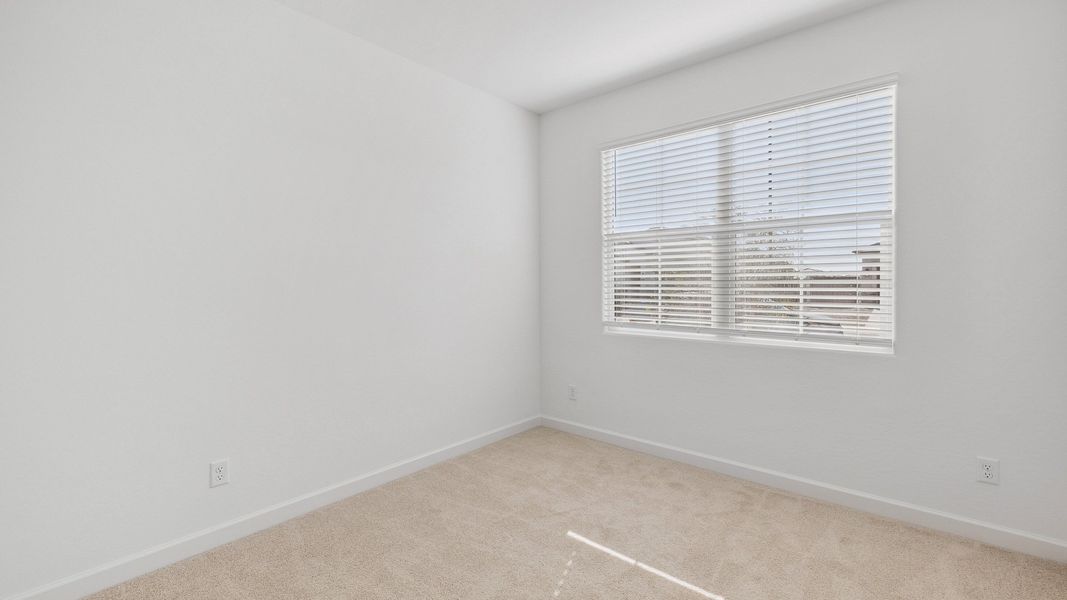 Spacious, unfurnished interior of a new home in Desert Moon Estates, Buckeye (Image 19).