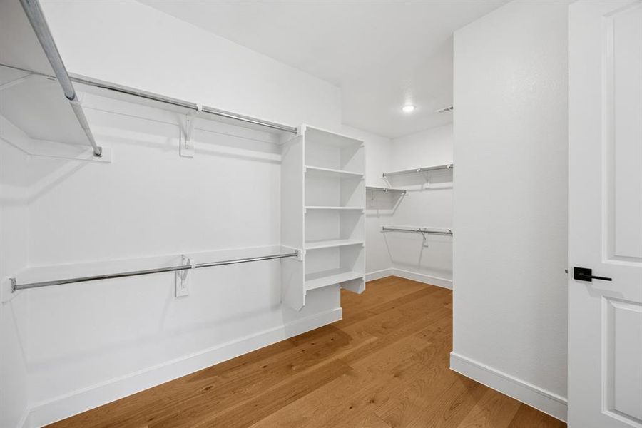 Spacious, unfurnished interior of a new home in Lincoln Pointe, Van Alstyne (Image 22). Spacious, unfurnished interior of a new home in Lincoln Pointe, Van Alstyne (Image 22).