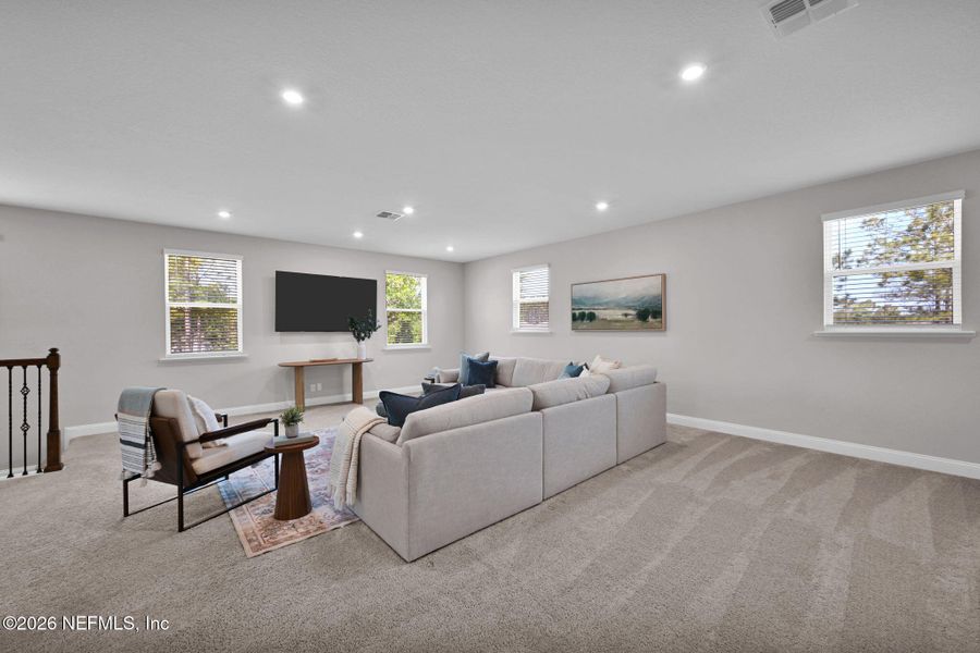 Furnished interior view inside a new home in , Middleburg (Image 75).