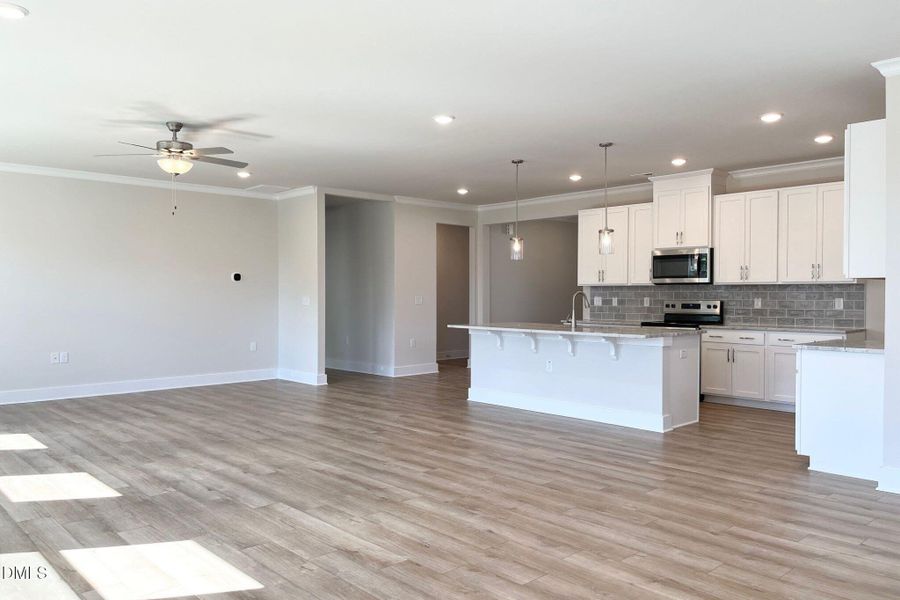 31- Great room & Kitchen