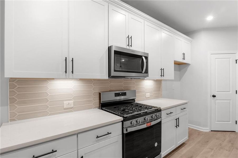 Furnished interior view inside a new home in , Villa Rica (Image 4).