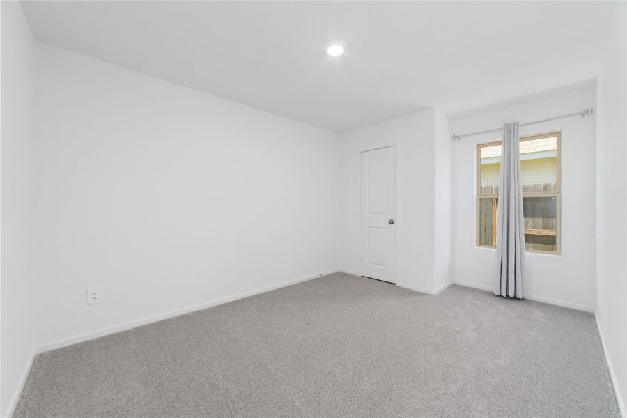Spacious, unfurnished interior of a new home in Becker Landing, Hockley (Image 21).