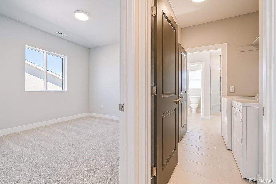 Spacious, unfurnished interior of a new home in , Pueblo (Image 12).