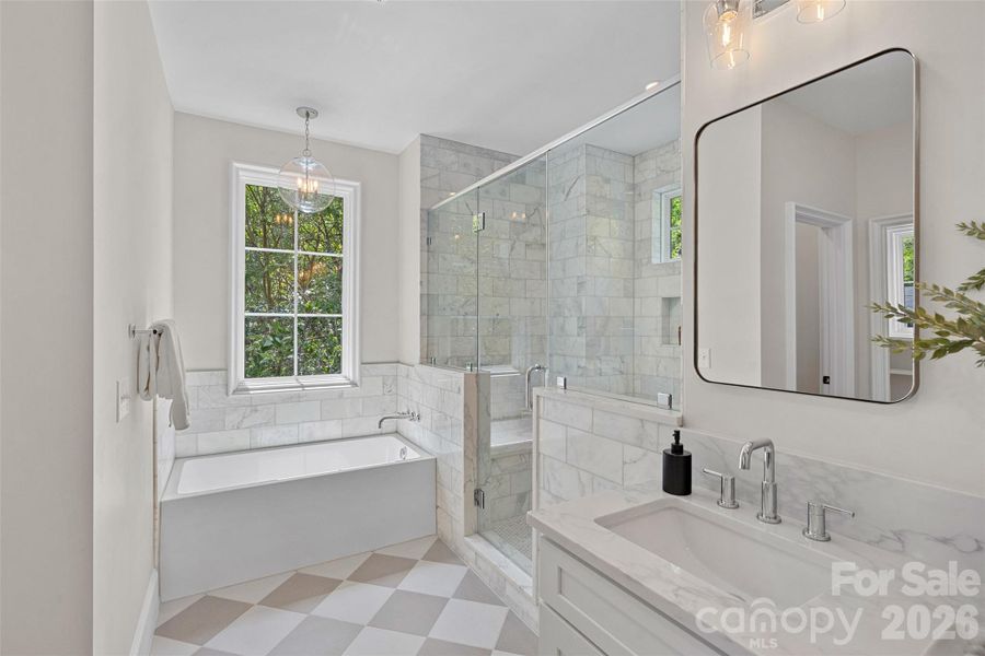 Spa like soaking tub