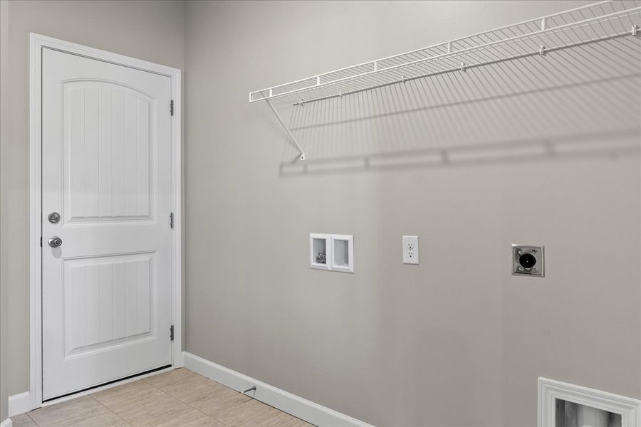 Representative unfurnished interior of a home built from the Cherokee by Enchanted Homes in Ballentine Ridge, Lyman (Image 23).