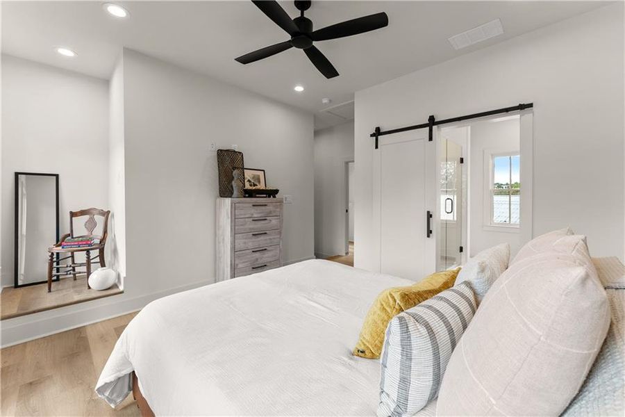 Furnished interior view inside a new home in , Gainesville (Image 23).