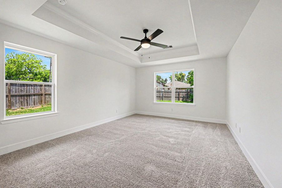 Spacious, unfurnished interior of a new home in Greystone, Angleton (Image 22).