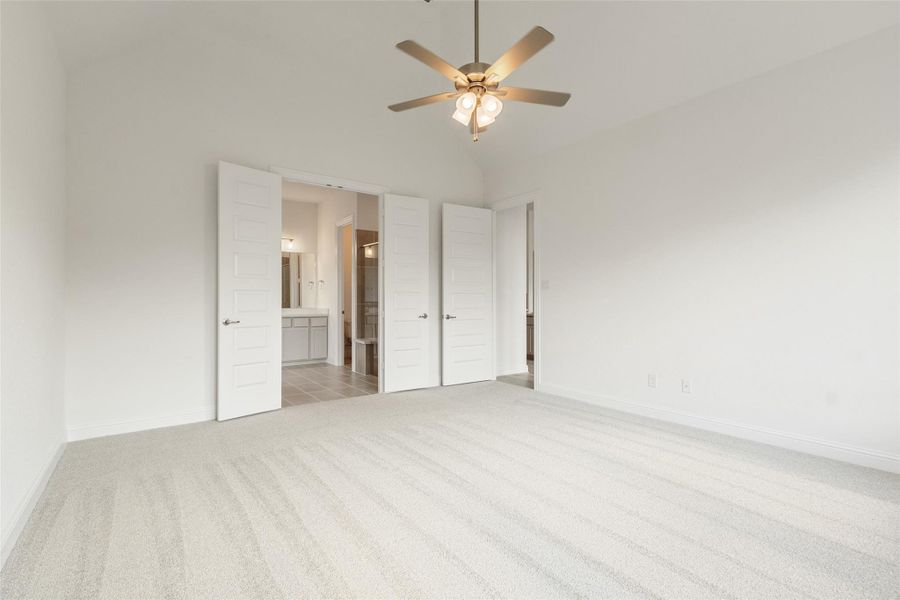 Spacious, unfurnished interior of a new home in Brookewater, Rosenberg (Image 12). Spacious, unfurnished interior of a new home in Brookewater, Rosenberg (Image 12).