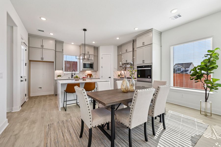 Furnished interior view inside a new home in Foxfield, Austin (Image 7).
