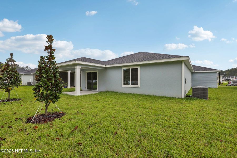 Exterior details and patio area of a home in Azalea Creek, Jacksonville (Image 20). Exterior details and patio area of a home in Azalea Creek, Jacksonville (Image 20).