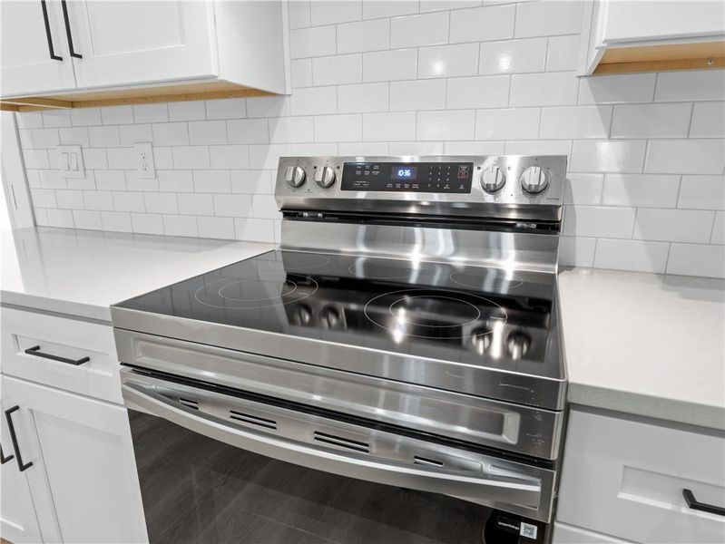 Close-up of interior finishes inside a home in , Douglasville (Image 19).