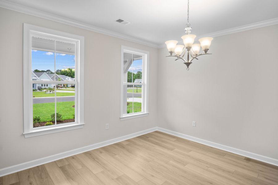 Spacious, unfurnished interior of a new home in Waterbridge, Myrtle Beach (Image 12).