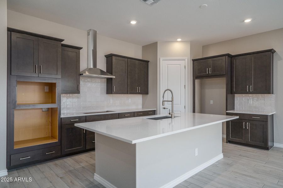 3) KITCHEN 3) KITCHEN