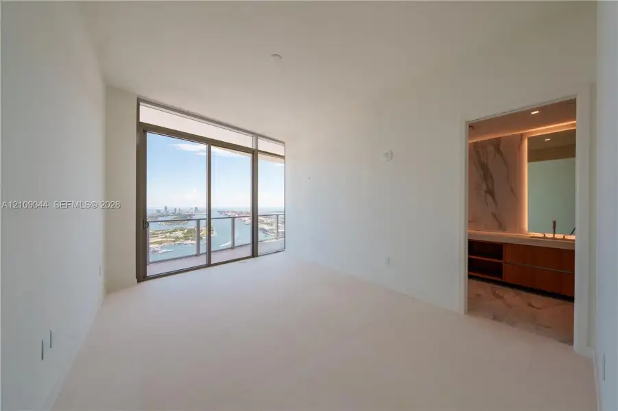 Spacious, unfurnished interior of a new home in , Miami (Image 17).